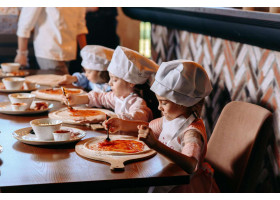 Рестораны с детским меню в Казахстане: где поесть всей семьей