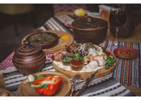 Рестораны с национальной кухней в Алматы: погружение в культуру
